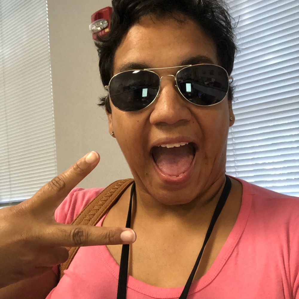 Meet your Posher, Tonia